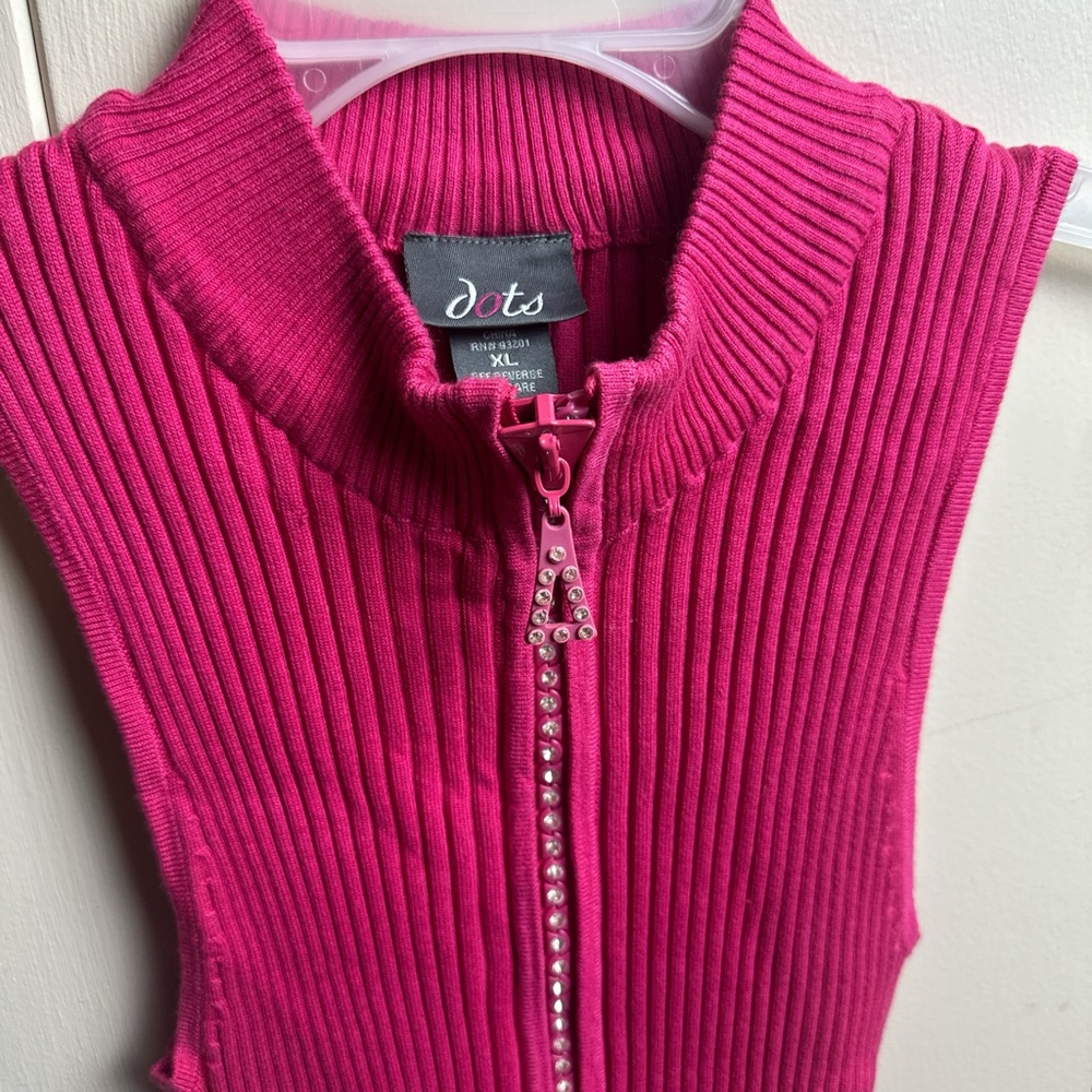 Y2K Pink Sleeveless Tank Top w Rhinestone Zipper Sweater Material - Picture 3 of 8